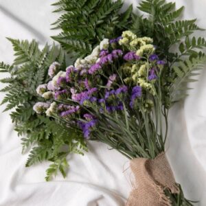 Minimalistisches Gräser-Bouquet